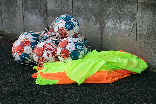 更因为他在 更因为他在